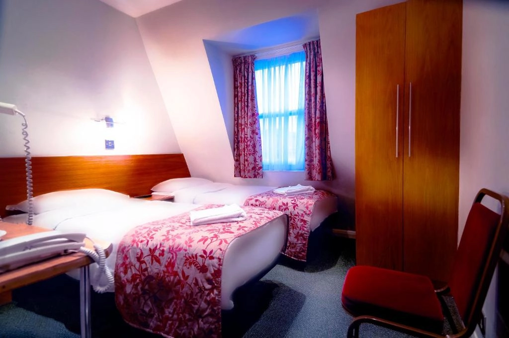 Twin Room at Westbury Hotel London